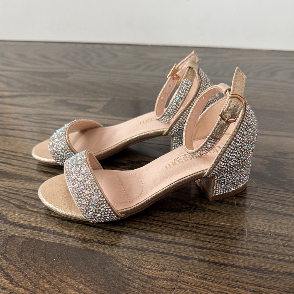 Elegant Rhinestone Embellished Sandals